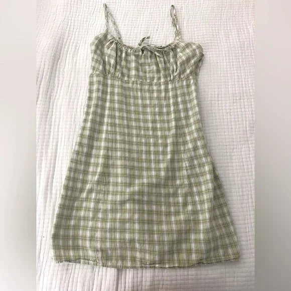 Green plaid brandy melville dress Green plaid brandy melville dress